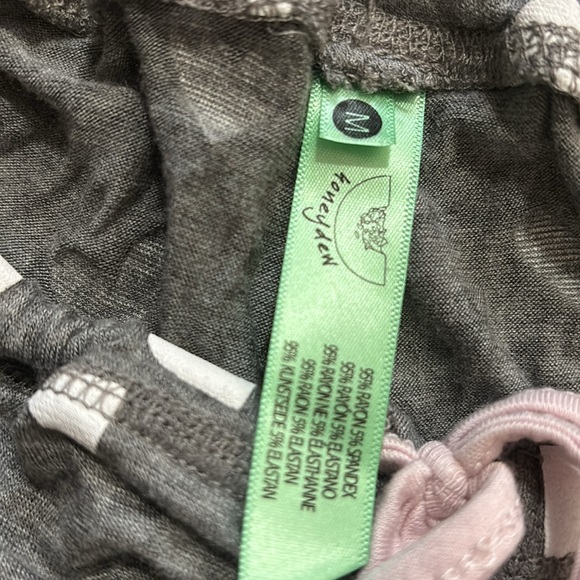 Honeydew Pajama Shorts Hearts Gray Honeydew - Picture 2 of 3